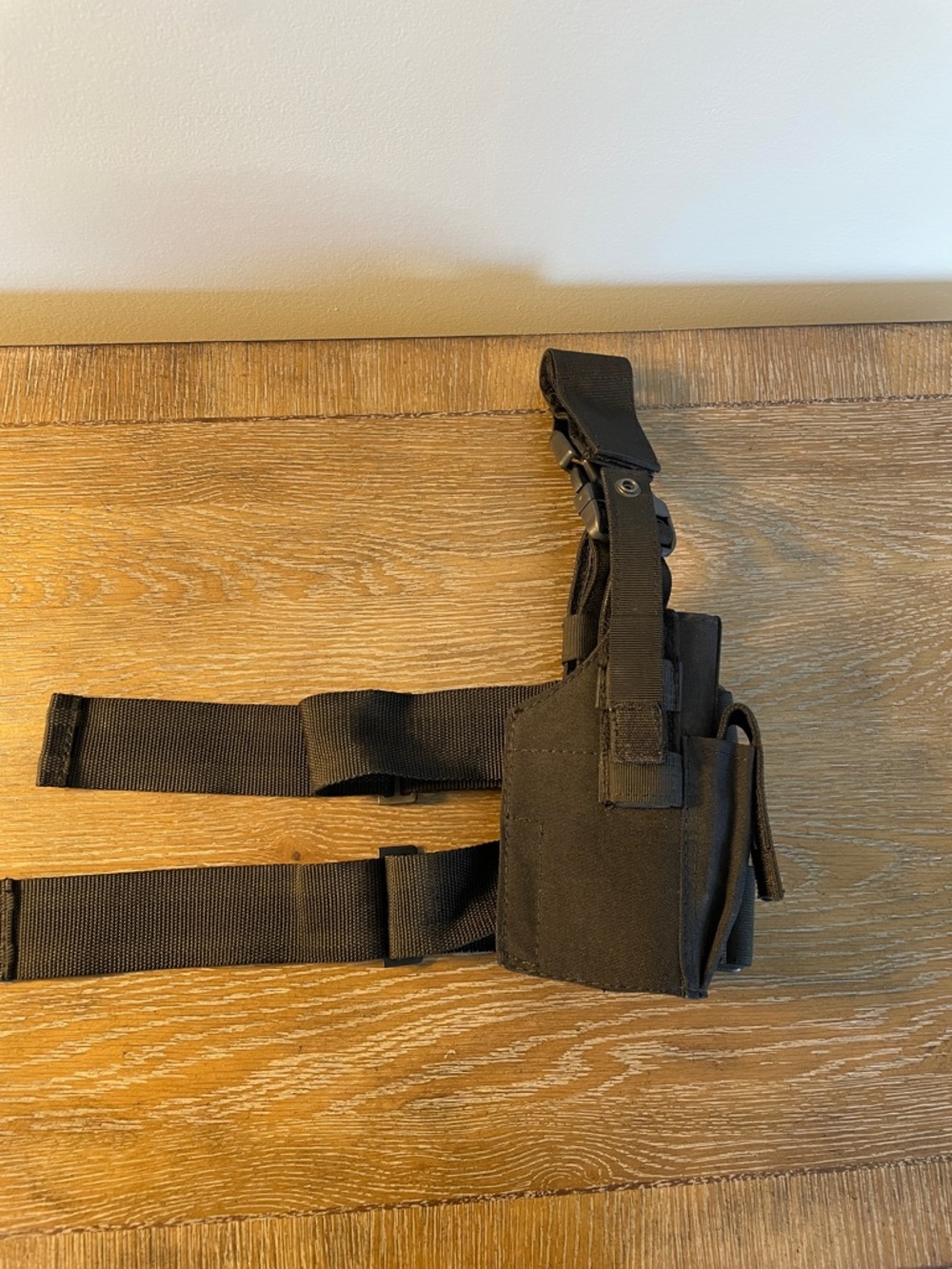 Black Tactical Thigh Holster